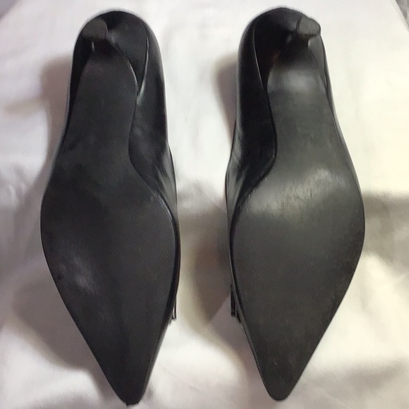 M.Patrick 2” Pump with Pewter accent on toe - Picture 3 of 5